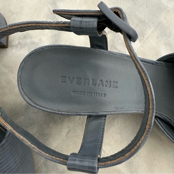 🌻 Everlane Embossed Leather Block Heel - Picture 6 of 6